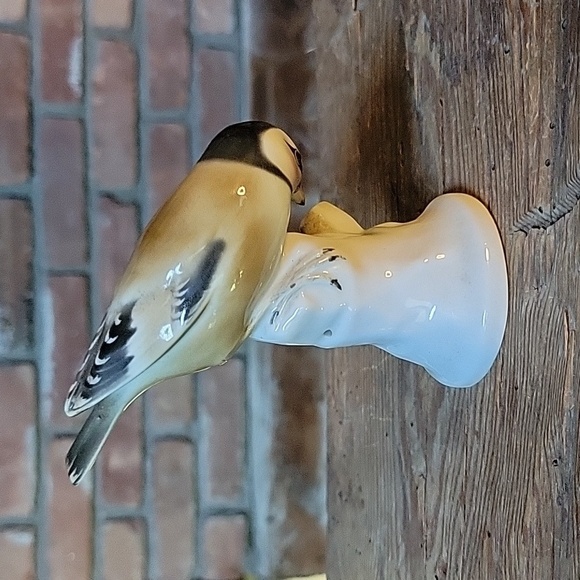 VINTAGE GOEBEL TITMOUSE BIRD GERMAN FIGURINE - Picture 4 of 6